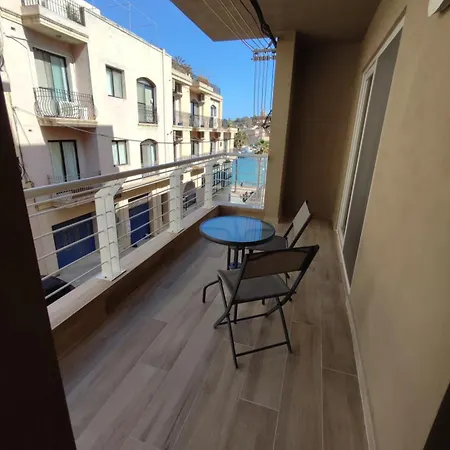 Il-Girna- Modern Seaside Accommodation Marsaskala Exterior foto