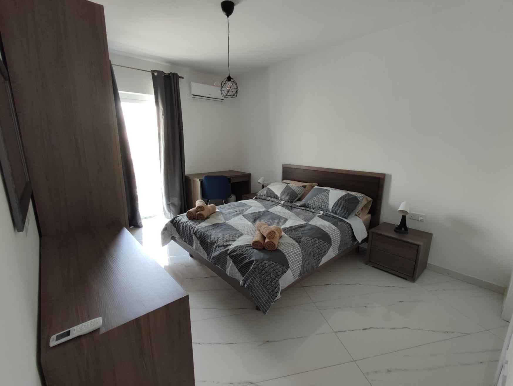 Apartment Il-girna- Modern Seaside Marsaskala
