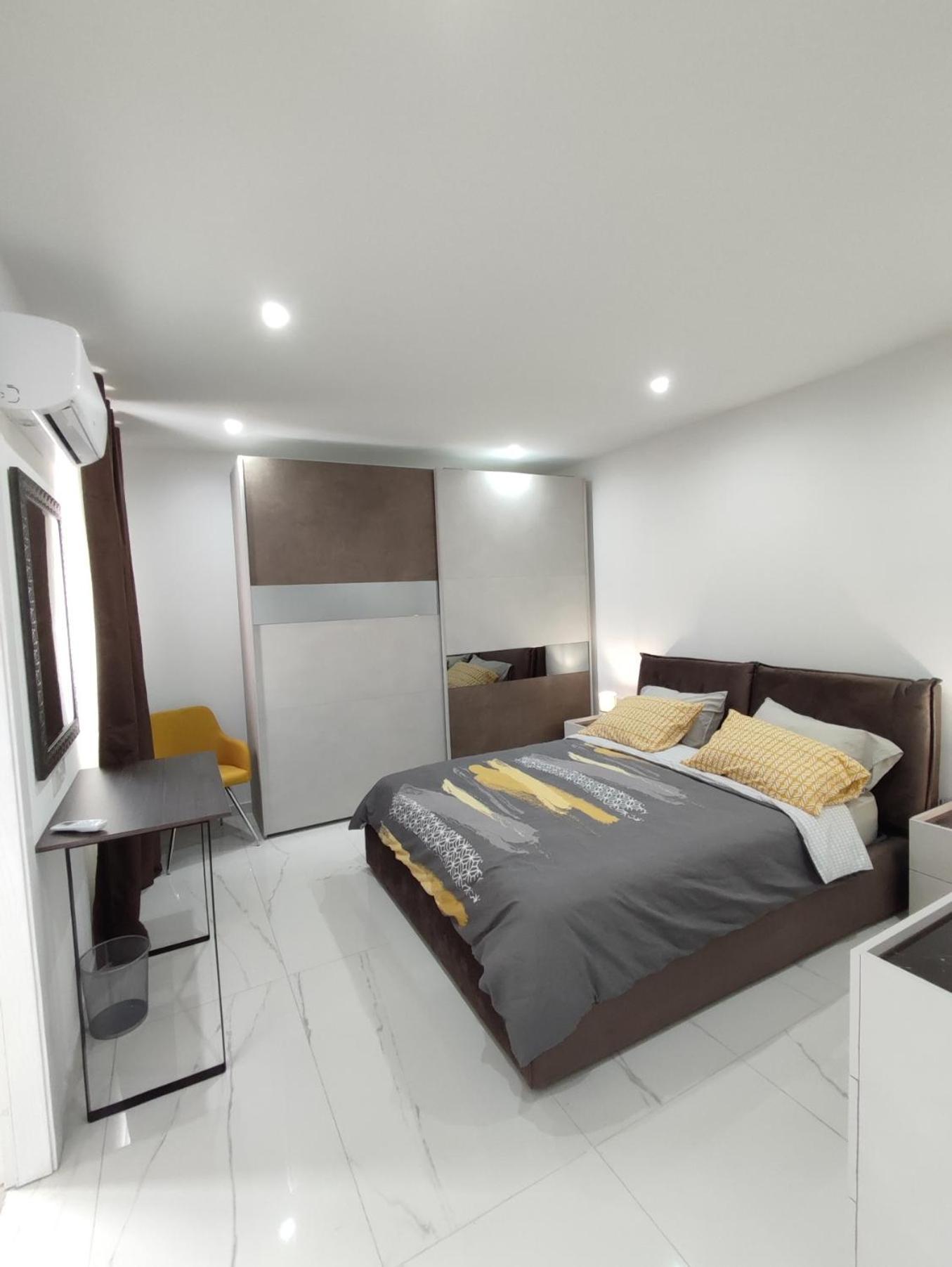 Apartment Il-girna- Modern Seaside *