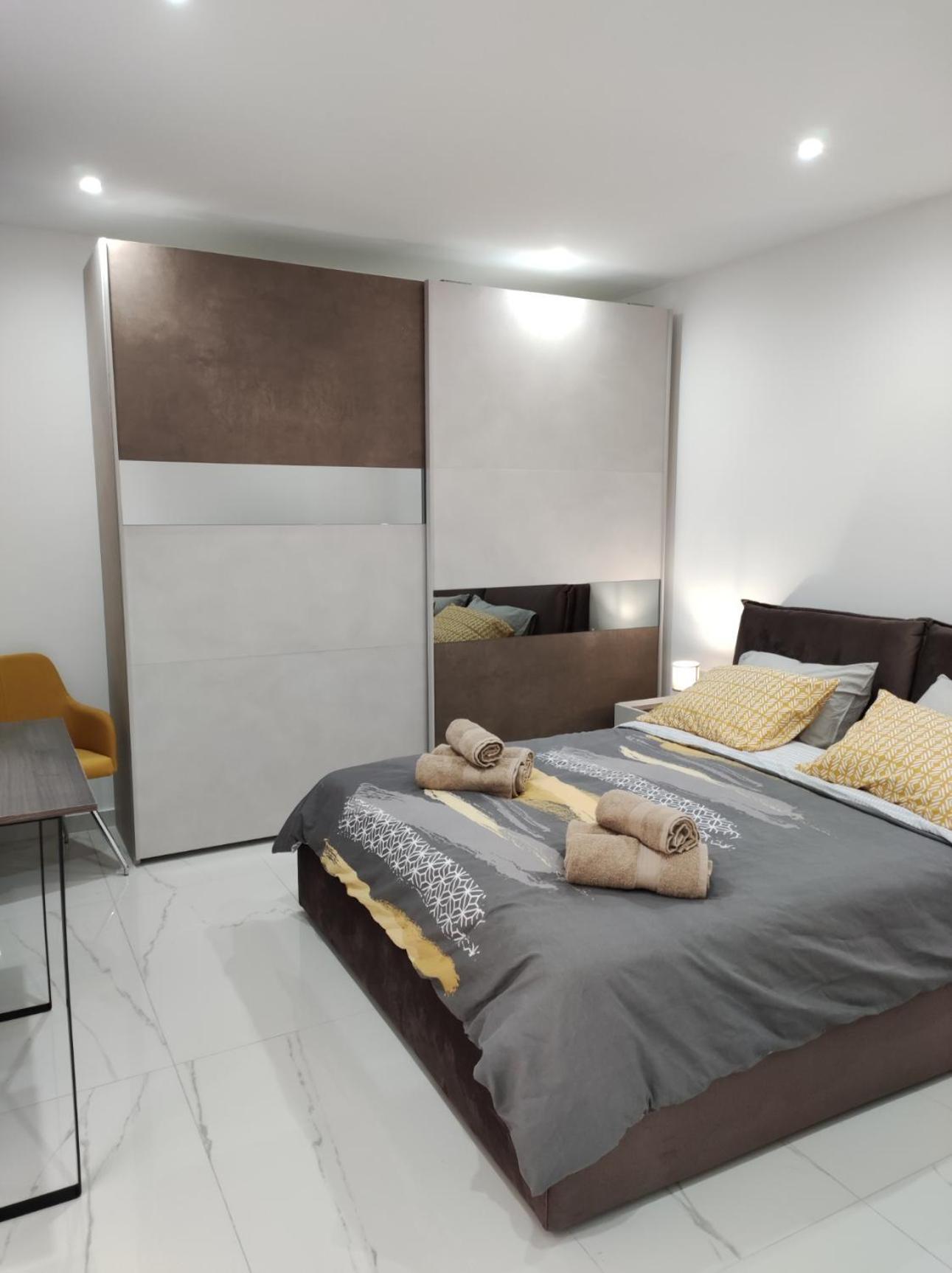 Apartment Il-girna- Modern Seaside *