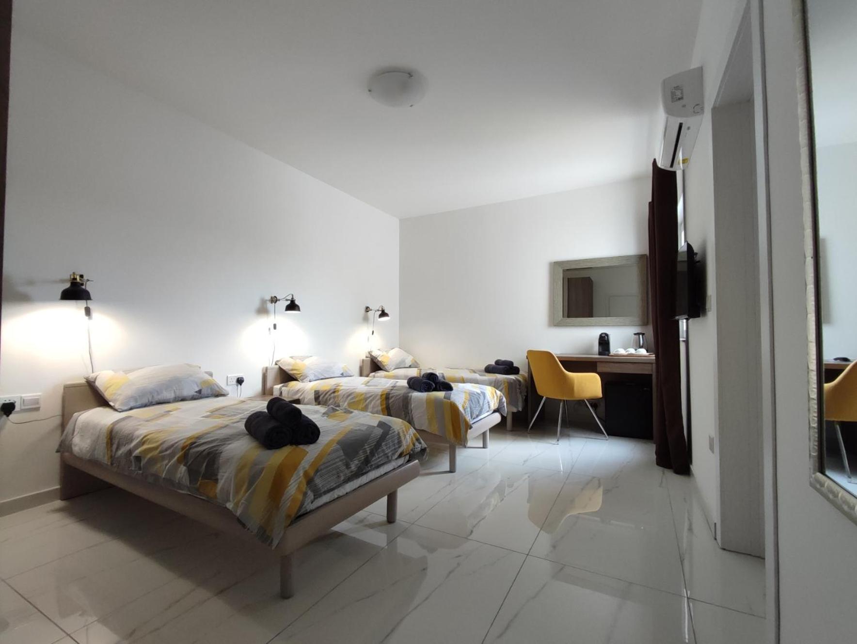 Il-girna- Modern Seaside Apartament Marsaskala