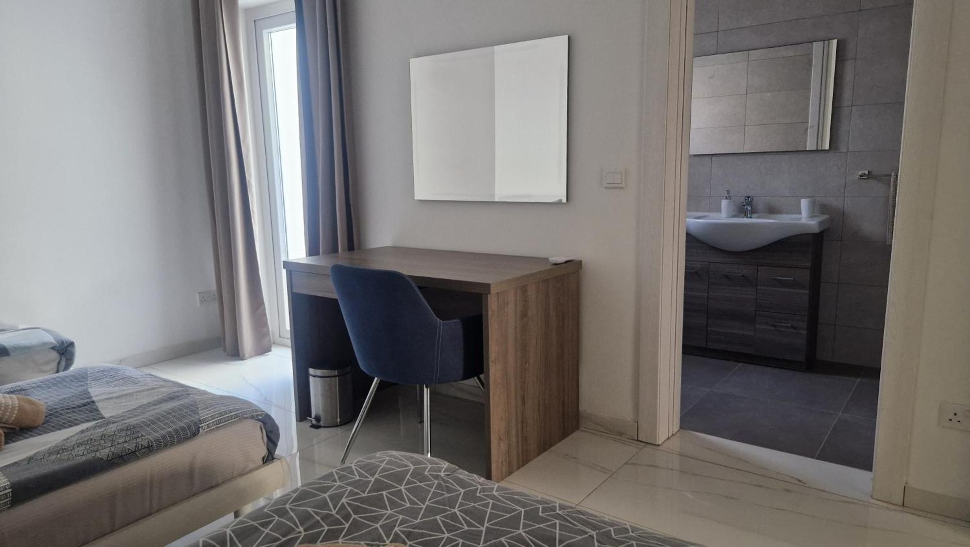 Apartment Il-girna- Modern Seaside *
