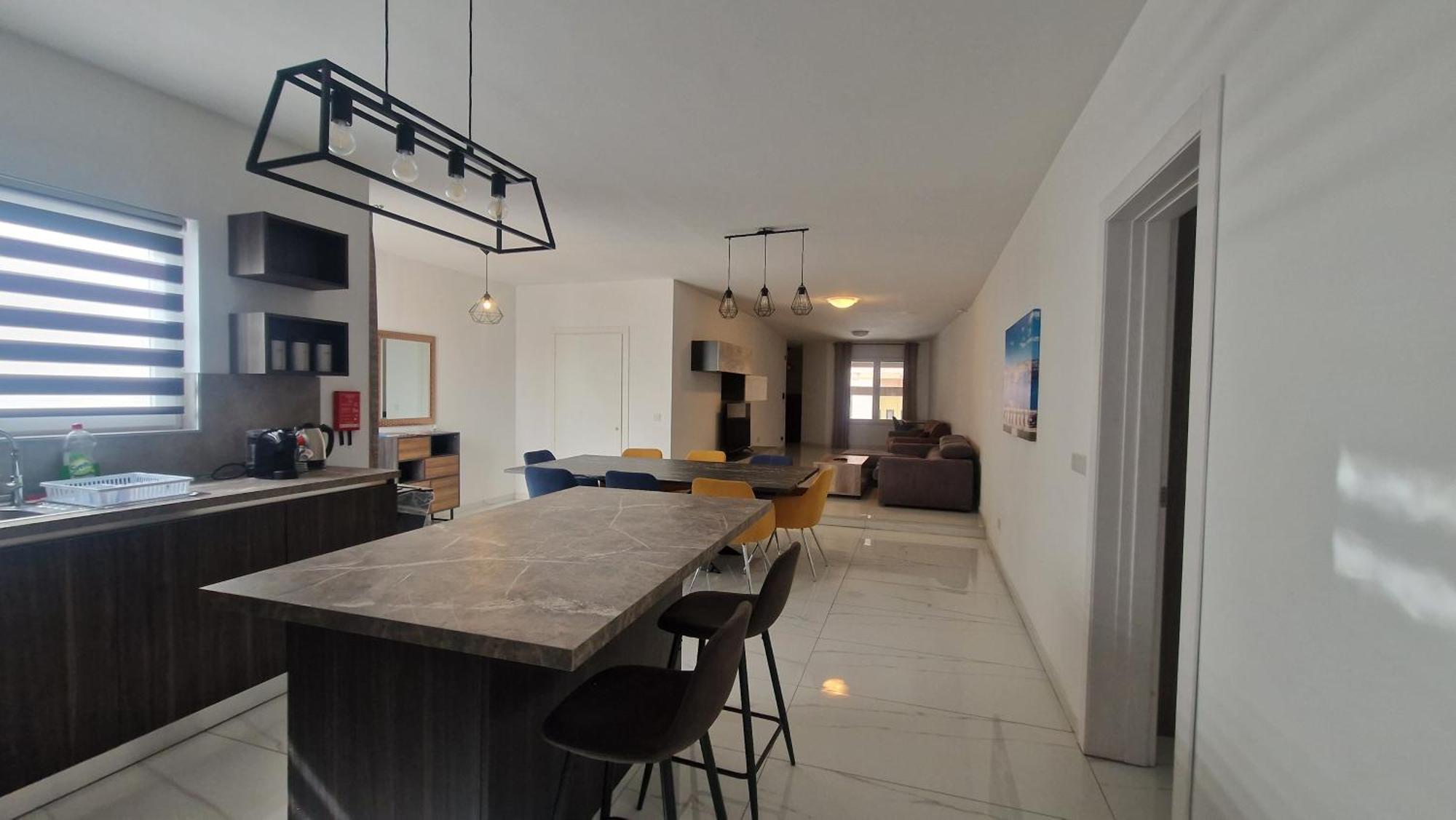 Il-girna- Modern Seaside Apartment
